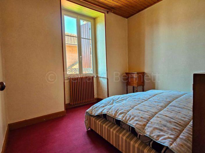 Image No.7-5 Bed House for sale