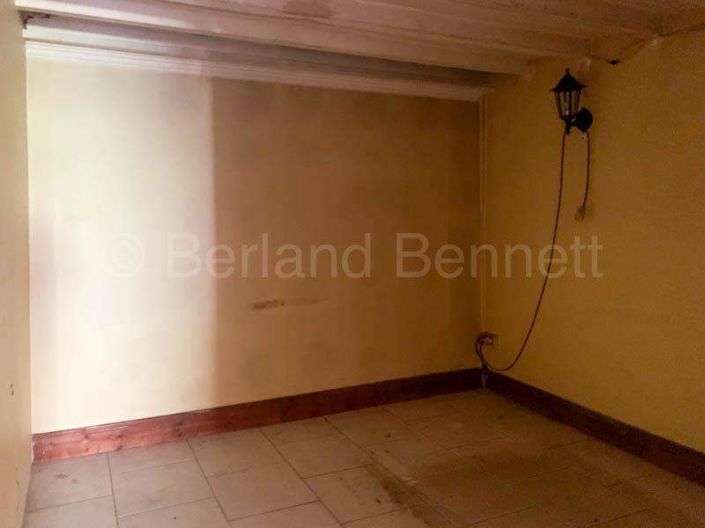 Image No.7-2 Bed House for sale