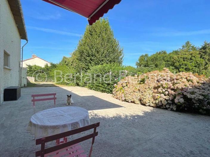 Image No.17-4 Bed House for sale