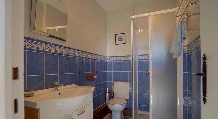 Image No.18-4 Bed House for sale