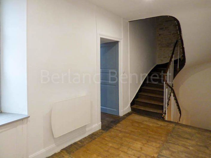 Image No.17-3 Bed House for sale