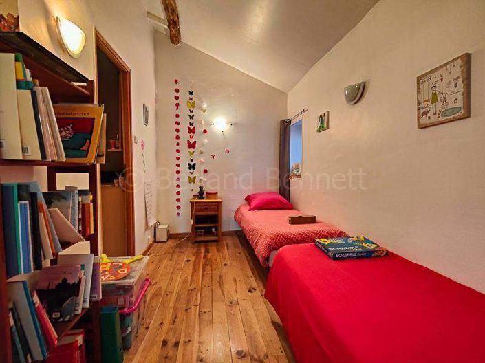 Image No.13-7 Bed House for sale