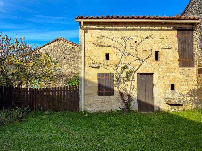 Image No.19-2 Bed House for sale