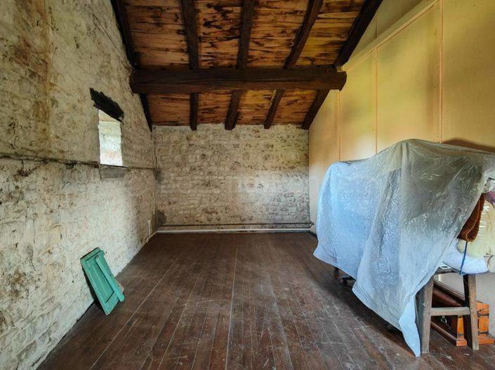 Image No.9-2 Bed House for sale