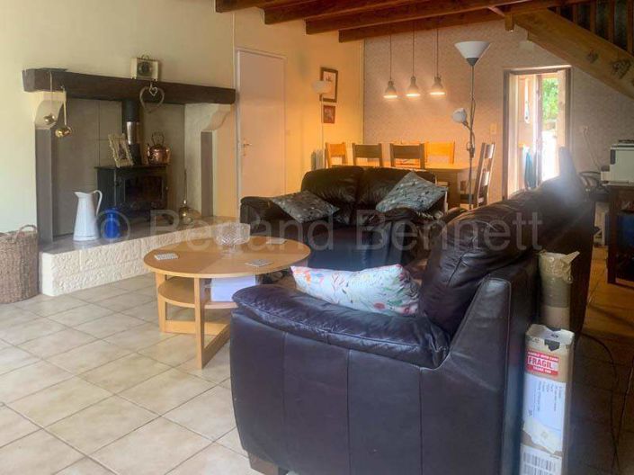 Image No.4-5 Bed House for sale