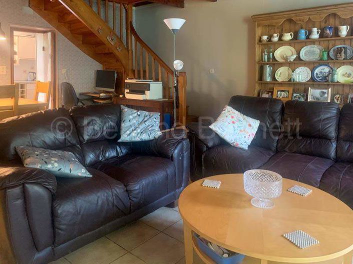 Image No.6-5 Bed House for sale