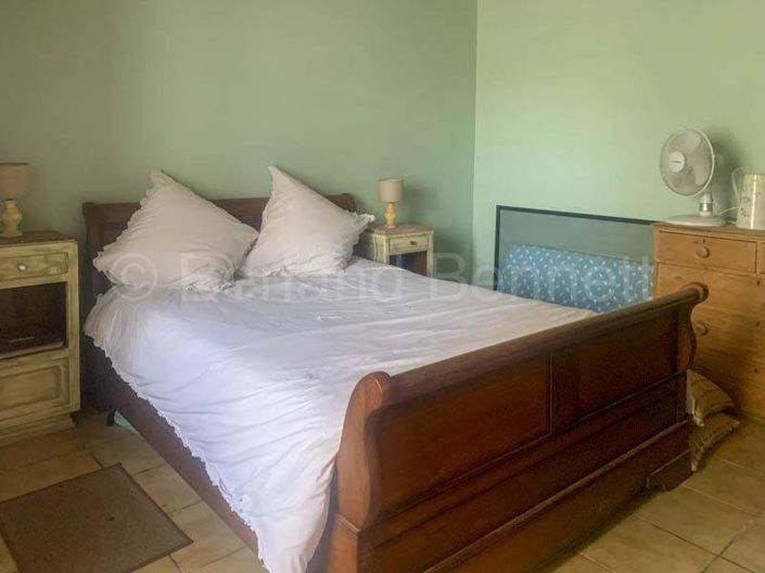 Image No.7-5 Bed House for sale