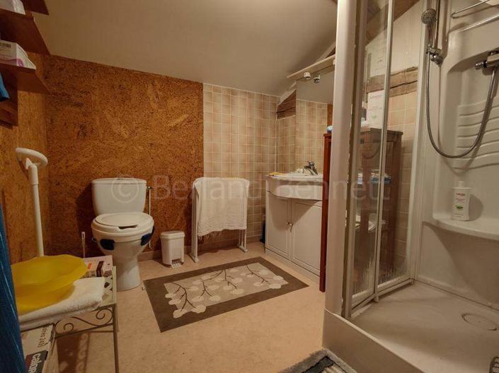 Image No.18-4 Bed House for sale