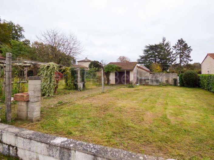 Image No.21-5 Bed House for sale