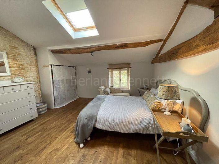 Image No.15-3 Bed House for sale