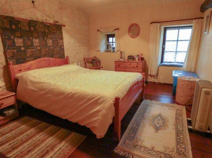 Image No.8-3 Bed House for sale