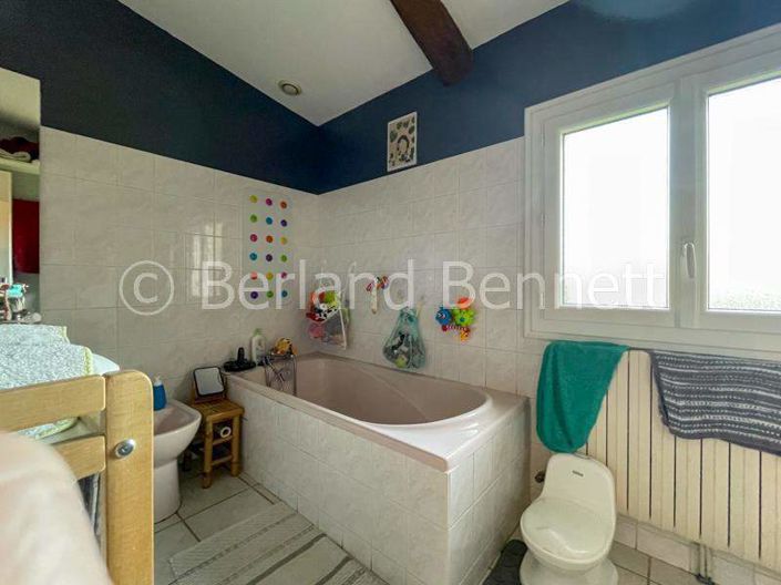 Image No.5-3 Bed House for sale