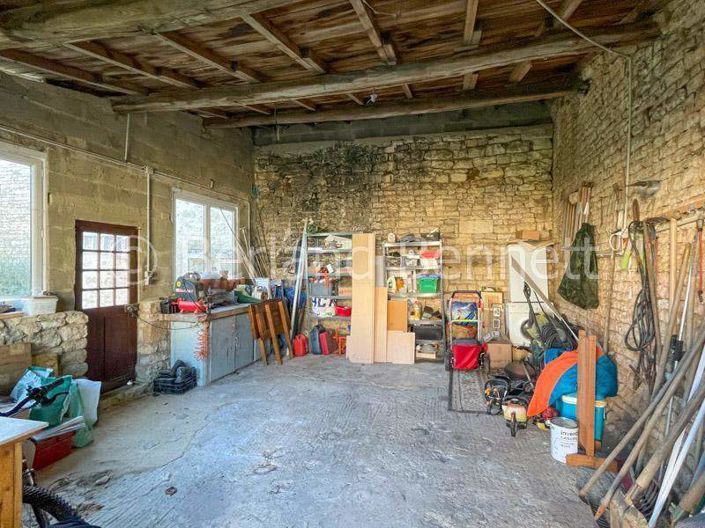 Image No.16-5 Bed House for sale