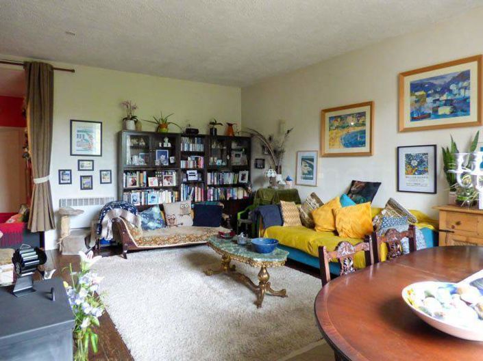 Image No.11-2 Bed House for sale