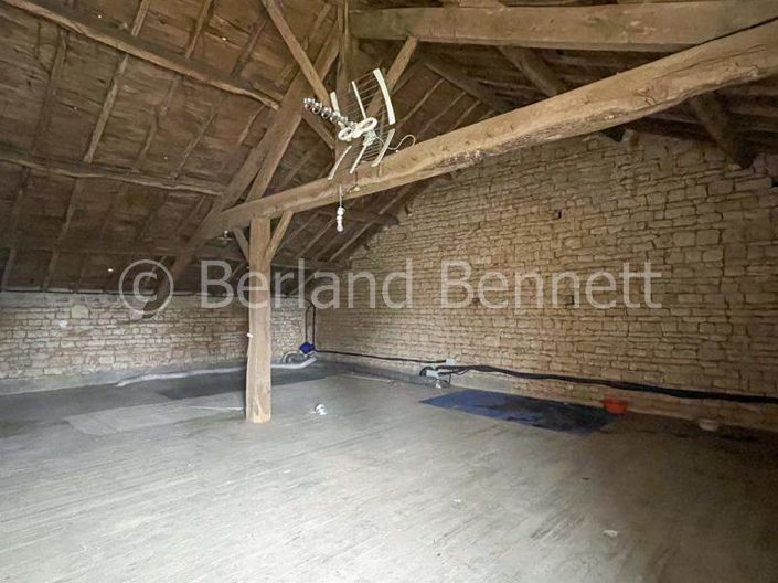 Image No.9-3 Bed House for sale