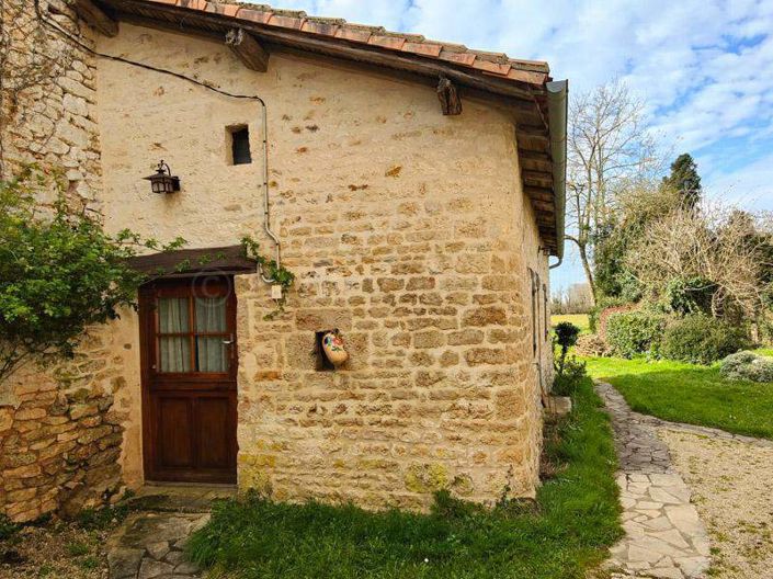 Image No.11-1 Bed House for sale