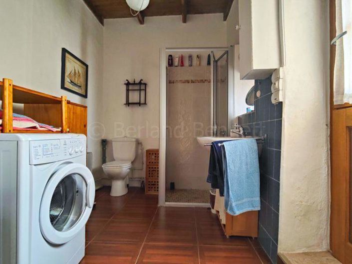 Image No.9-1 Bed House for sale