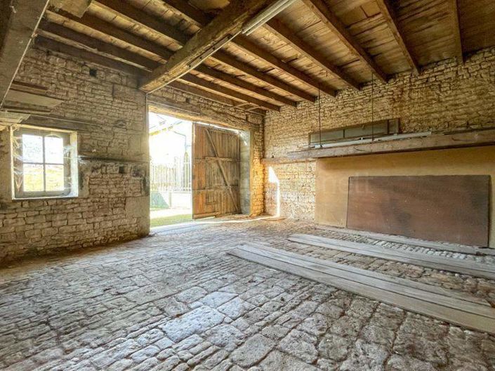 Image No.15-2 Bed House for sale