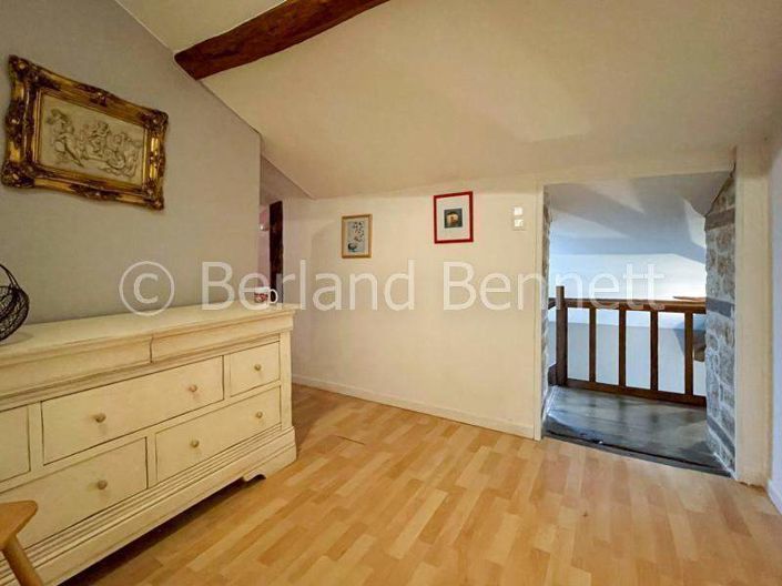 Image No.14-3 Bed House for sale