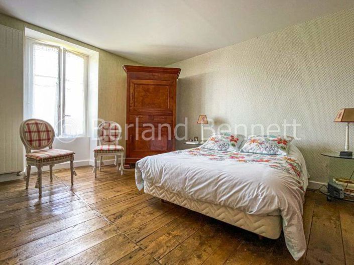 Image No.13-4 Bed House for sale