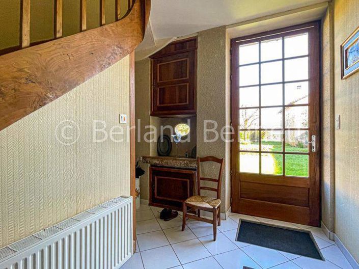 Image No.3-4 Bed House for sale