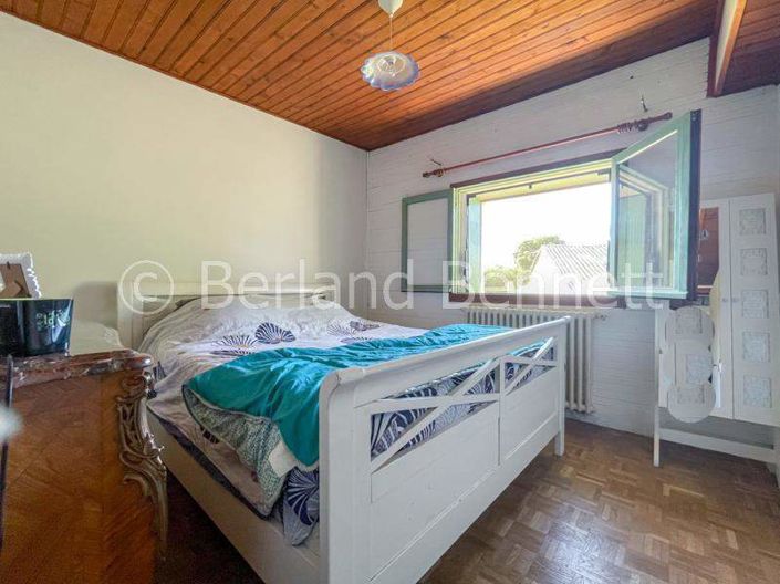 Image No.16-4 Bed House for sale