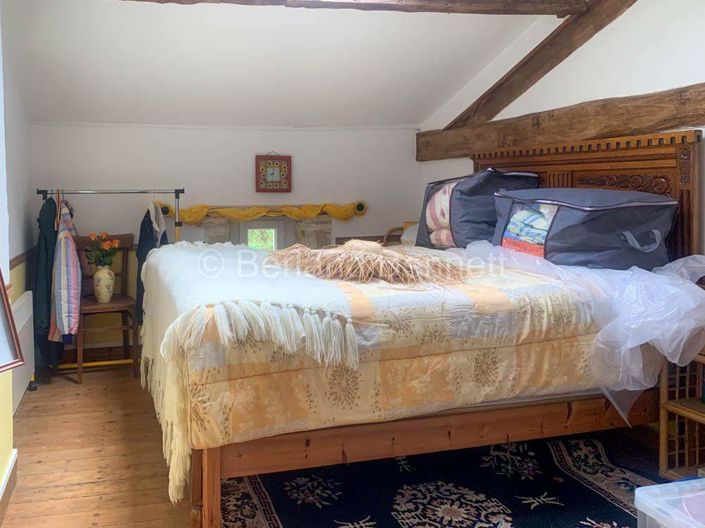 Image No.10-3 Bed House for sale