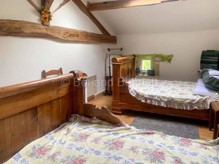 Image No.11-3 Bed House for sale