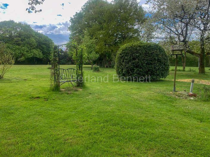 Image No.17-3 Bed House for sale