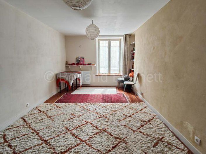 Image No.9-House for sale