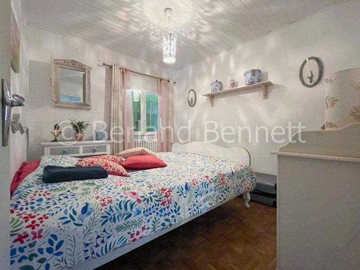 Image No.13-4 Bed House for sale