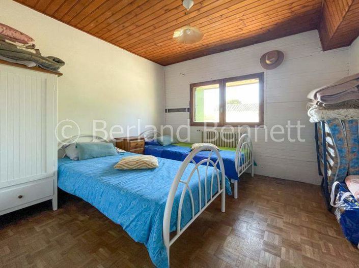Image No.15-4 Bed House for sale