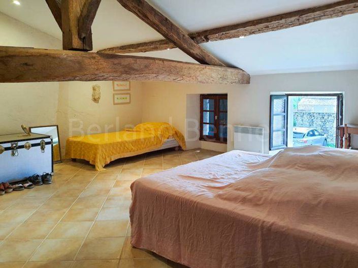 Image No.13-5 Bed House for sale