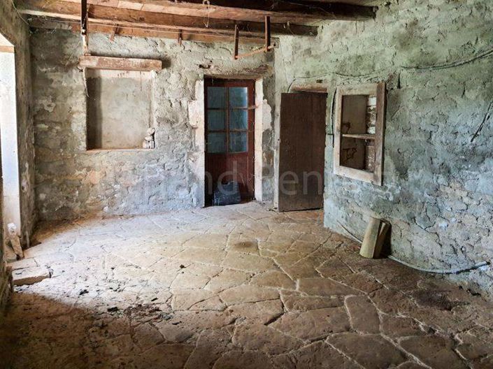 Image No.14-5 Bed House for sale