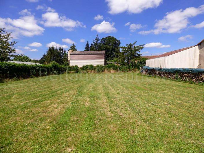 Image No.17-4 Bed House for sale