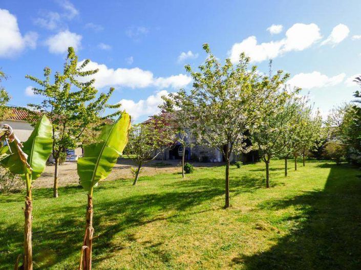 Image No.16-3 Bed House for sale