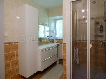 8a3d16d5-c45e-5bea-a03c-f7f6c6fe02aa