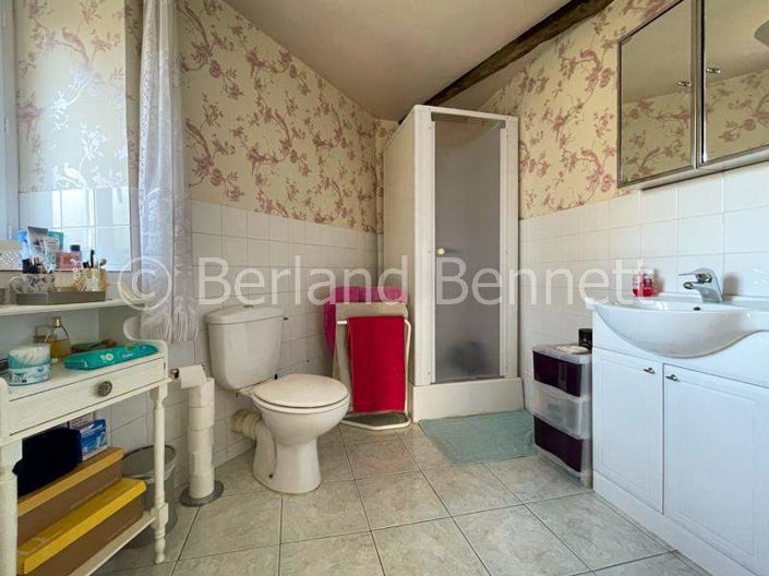 Image No.10-5 Bed House for sale