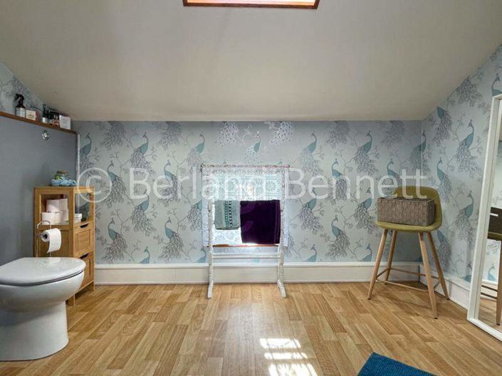 Image No.14-5 Bed House for sale