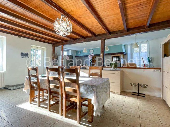 Image No.5-5 Bed House for sale