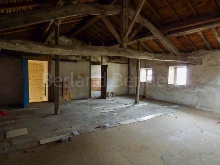 Image No.11-3 Bed House for sale