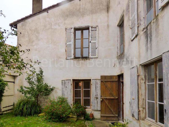 Image No.14-3 Bed House for sale