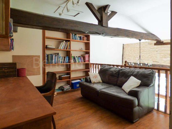 Image No.14-3 Bed House for sale