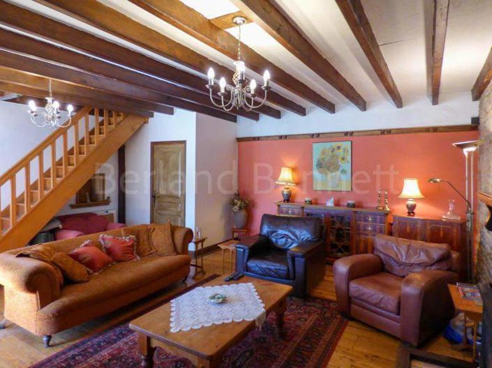 Image No.9-3 Bed House for sale