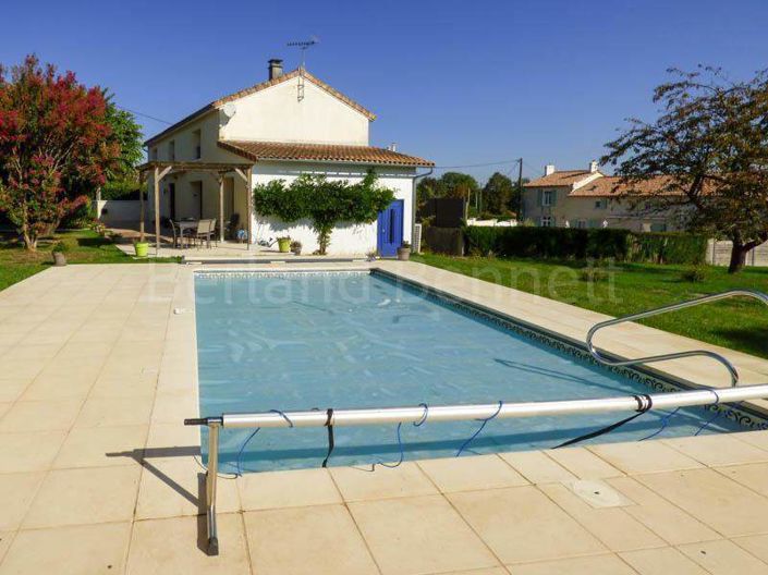 Image No.20-4 Bed House for sale