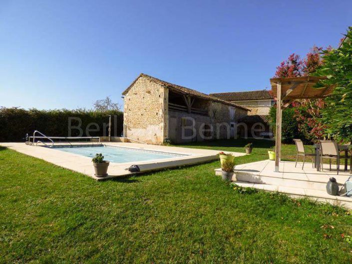 Image No.21-4 Bed House for sale