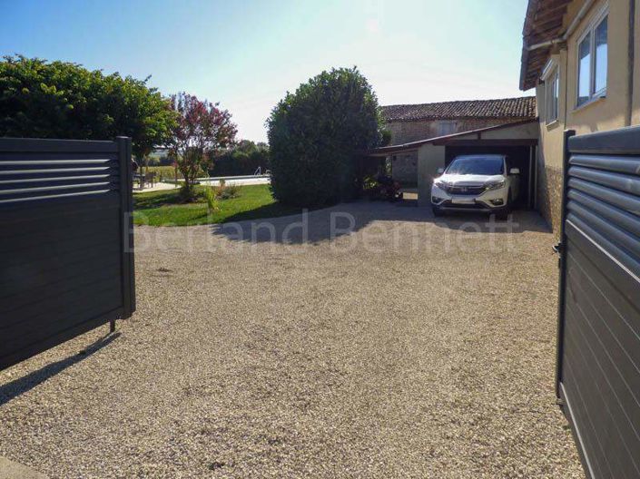 Image No.25-4 Bed House for sale