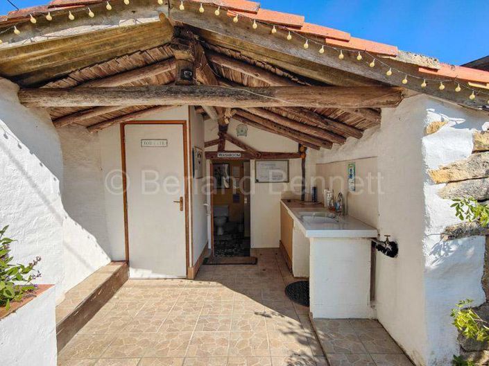 Image No.37-4 Bed House for sale