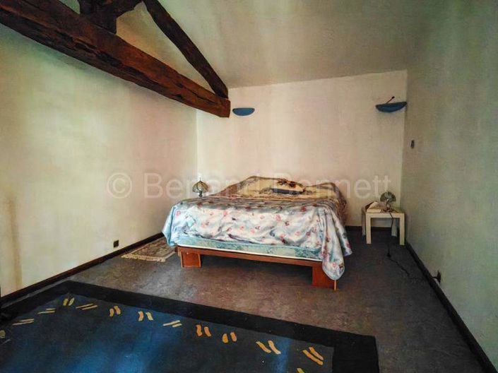 Image No.19-4 Bed House for sale