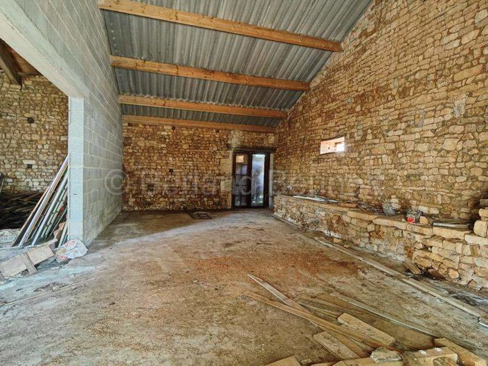 Image No.29-4 Bed House for sale